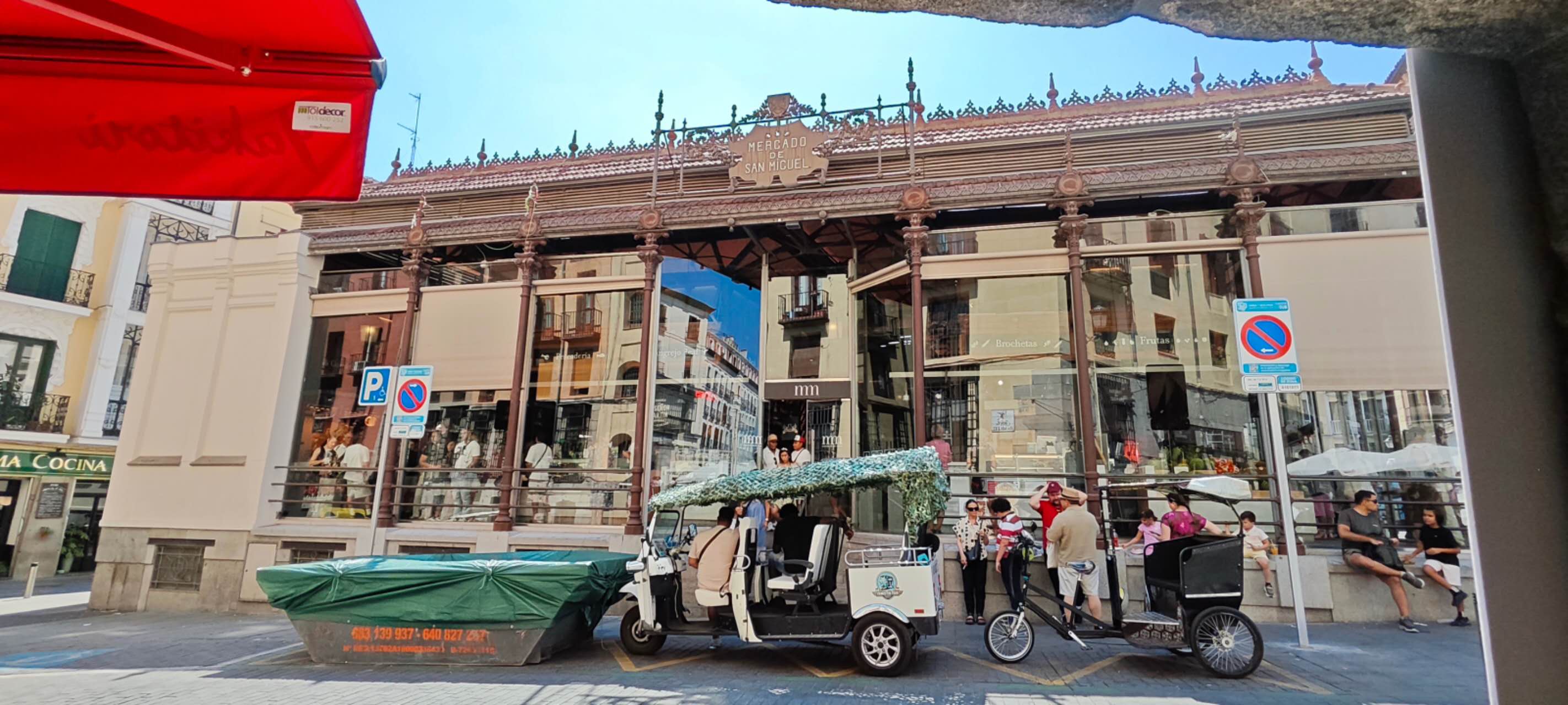 Mercado de San Miguel cerca del restaurante